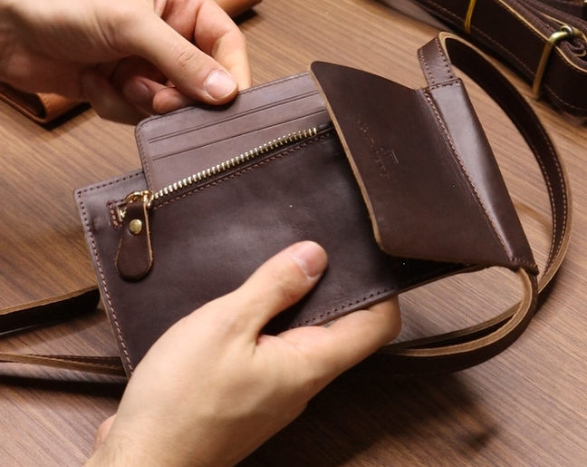 NACAVERE - SOLE - Hakiki Deri Kartlık ve Telefon Bölmeli Mini Çanta